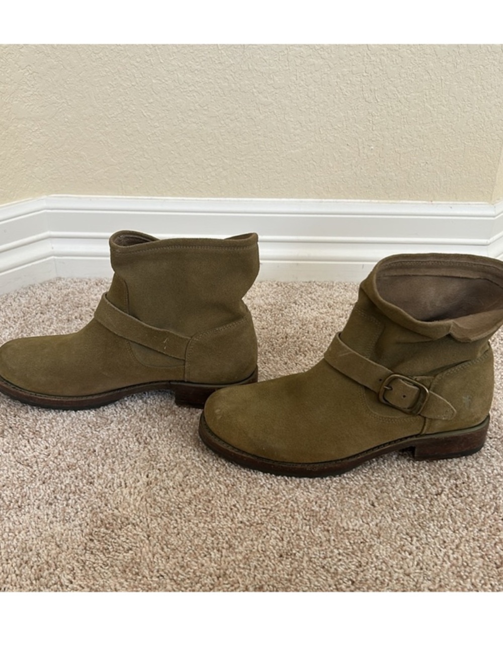 Frye Veronica Suede Boots - Sage sz 8 suede - Picture 5 of 10